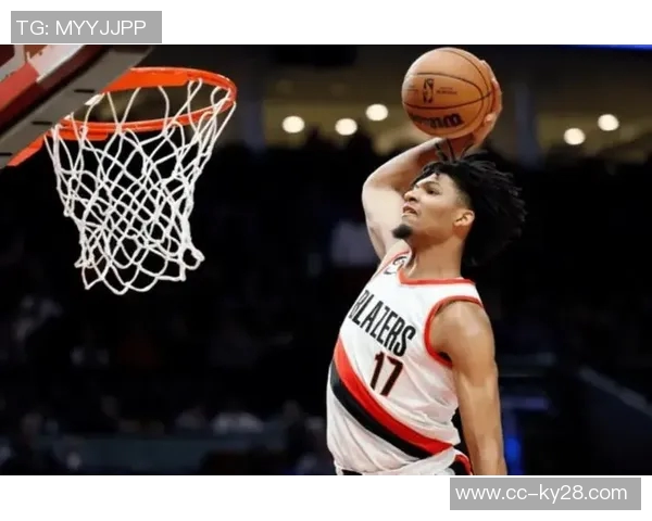 比卢普斯称赞夏普攻守兼备称其能应对高强度对抗挑战